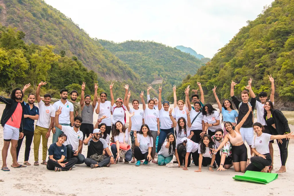 yoga school in rishikesh